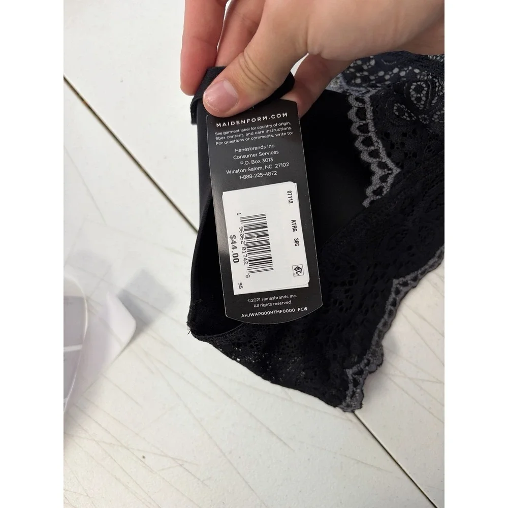 Maidenform Racerback Bra Size 36C Black Smoothing Smartzone Cups NWT